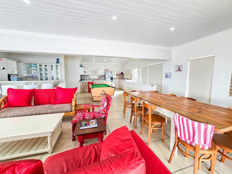5 Bedroom Property for Sale in Jongensfontein Western Cape